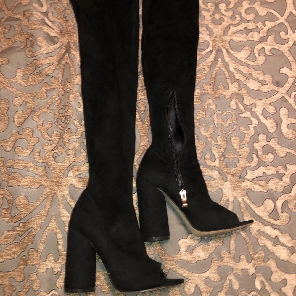 Thigh high boots (Black)